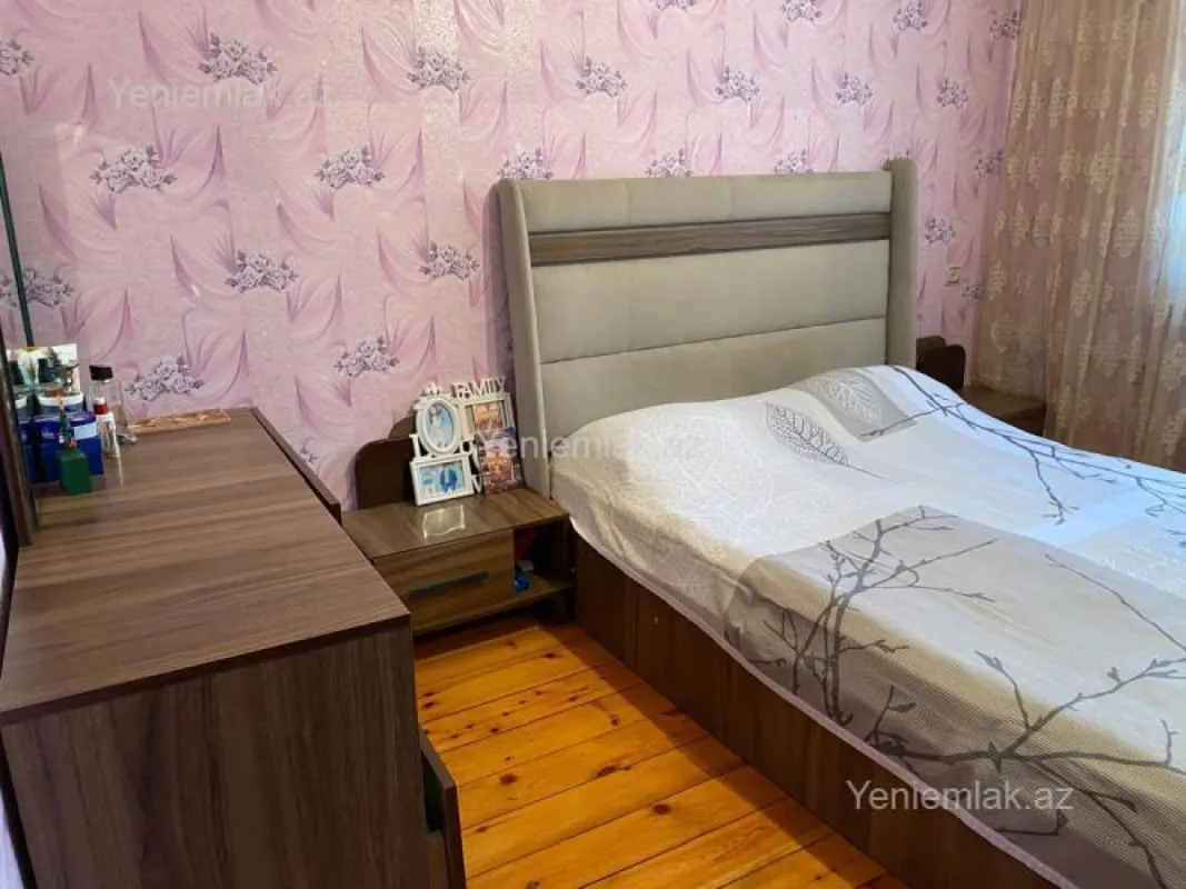 Satılır 3 otaqlı köhnə tikili 83 m²