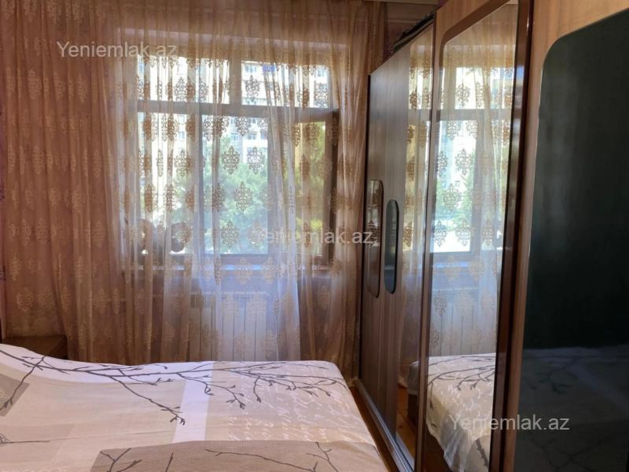 Satılır 3 otaqlı köhnə tikili 83 m²