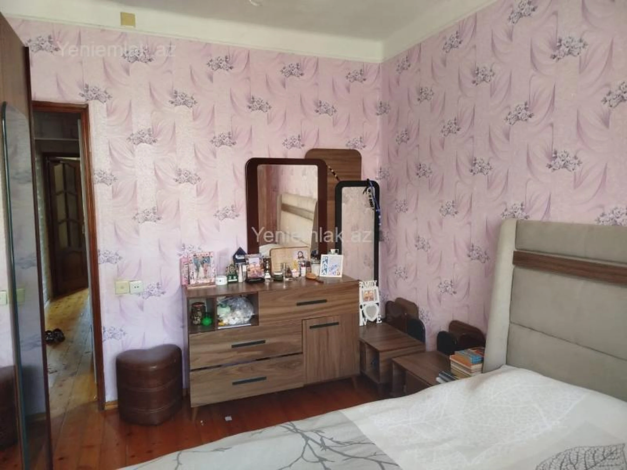 Satılır 3 otaqlı köhnə tikili 83 m²