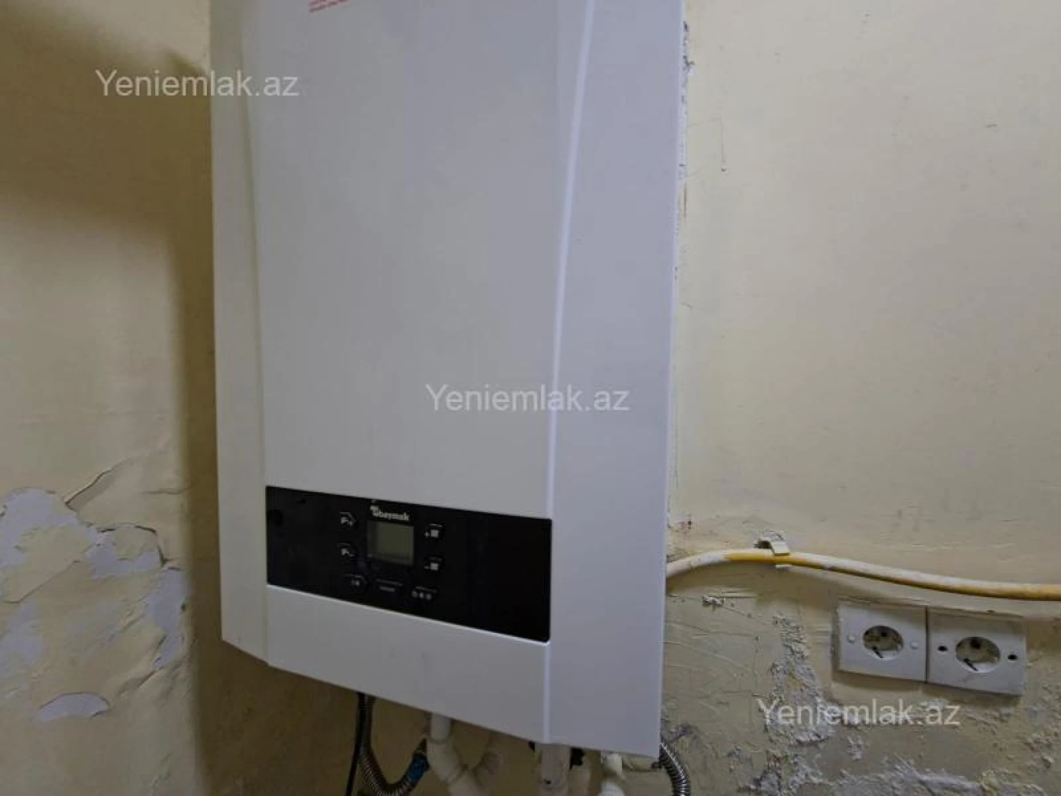 Satılır 3 otaqlı həyət evi 100 m²