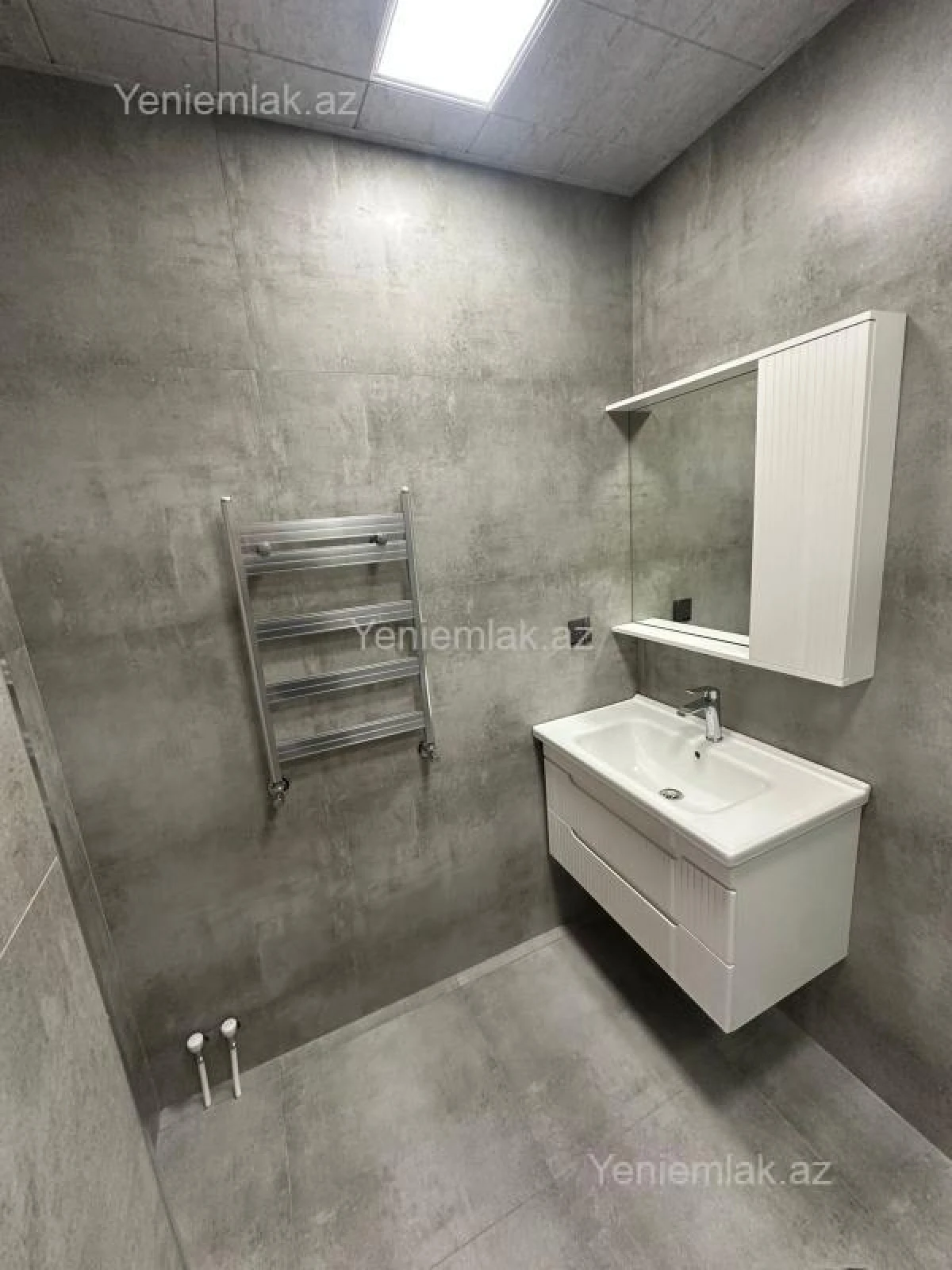 Satılır 3 otaqlı yeni tikili 85 m²