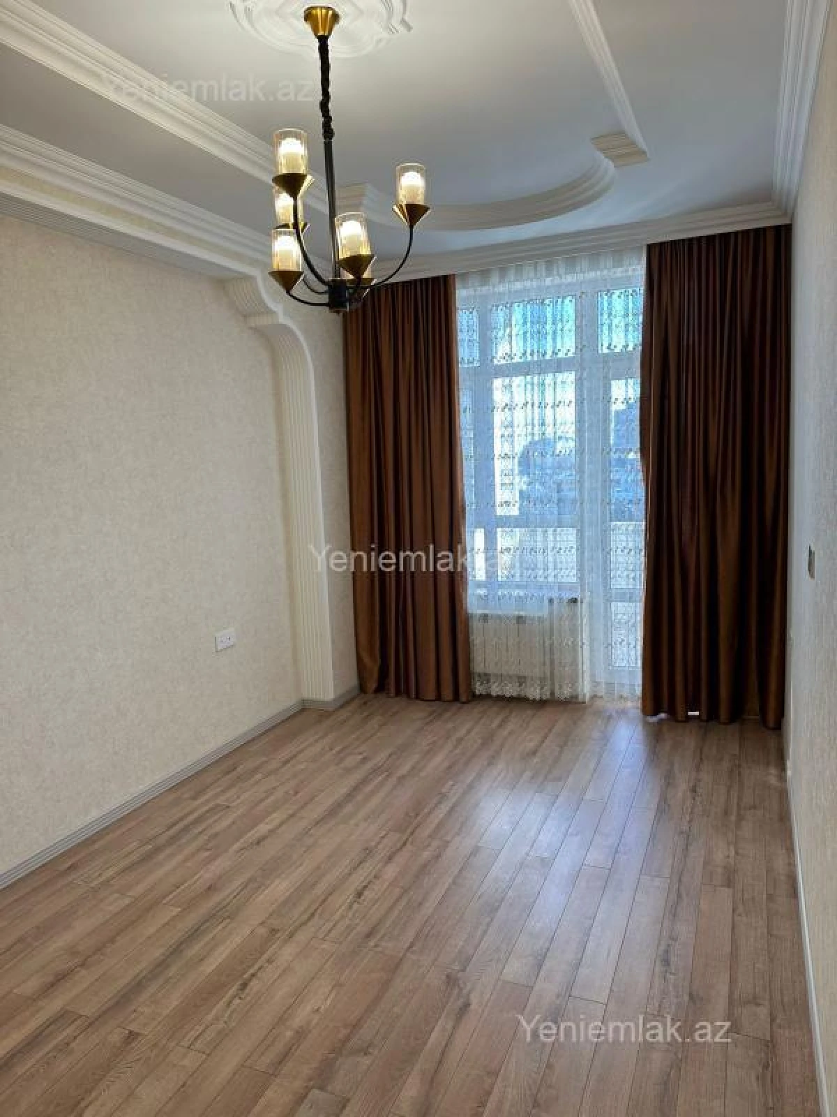 Satılır 3 otaqlı yeni tikili 85 m²