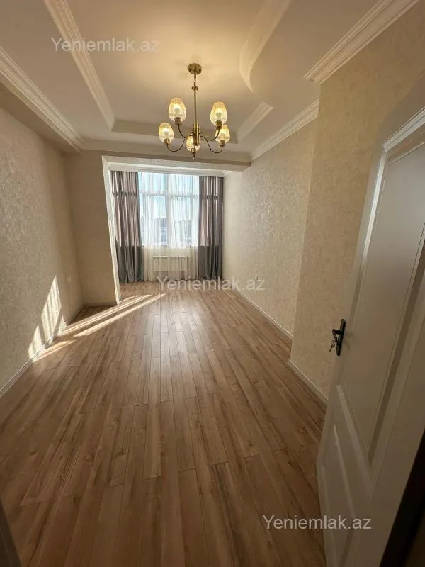 Satılır 3 otaqlı yeni tikili 85 m²