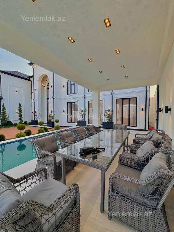 Satılır 4 otaqlı həyət evi 220 m²