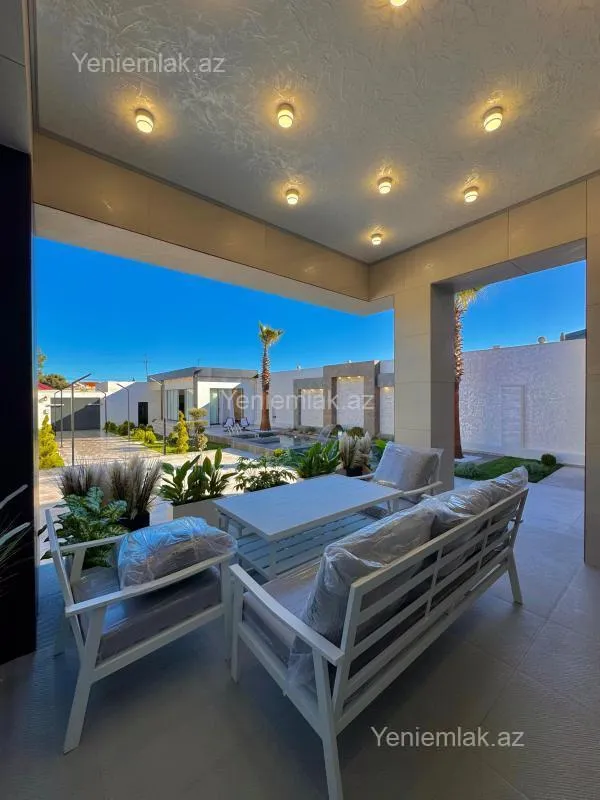 Satılır 5 otaqlı həyət evi 250 m²