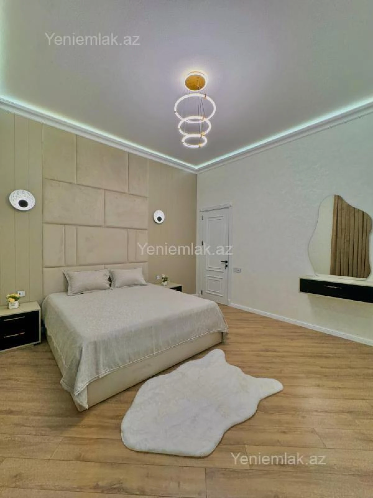 Satılır 5 otaqlı həyət evi 250 m²