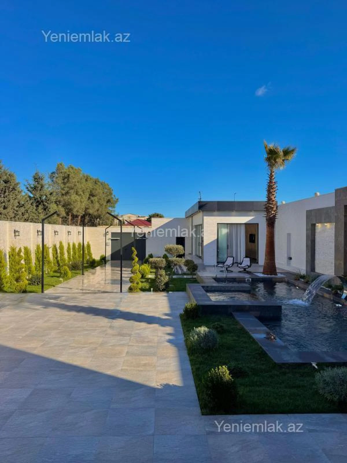 Satılır 5 otaqlı həyət evi 250 m²