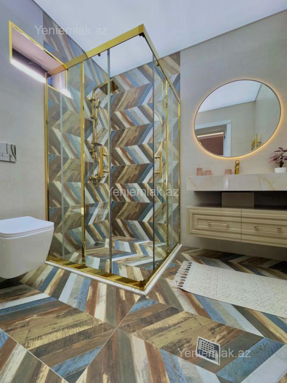 Satılır 5 otaqlı həyət evi 250 m²