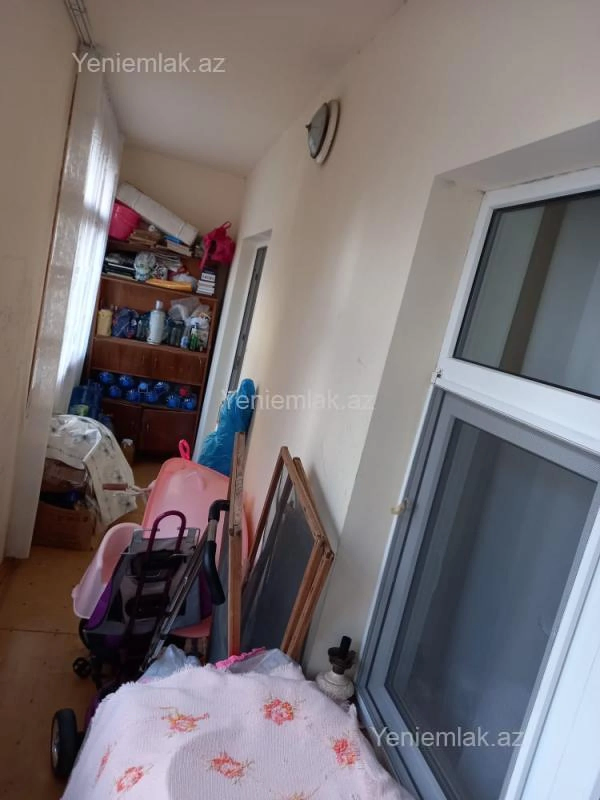 Satılır 4 otaqlı köhnə tikili 110 m²