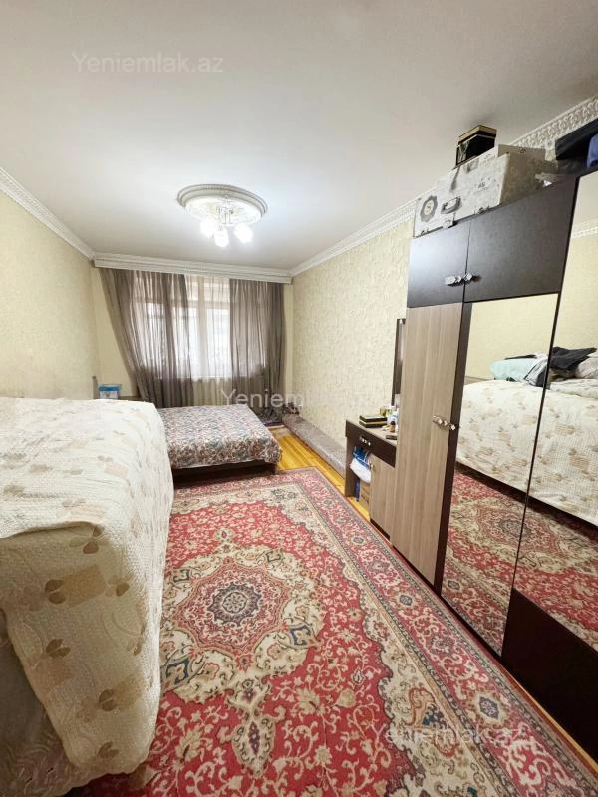 Satılır 3 otaqlı köhnə tikili 80 m²