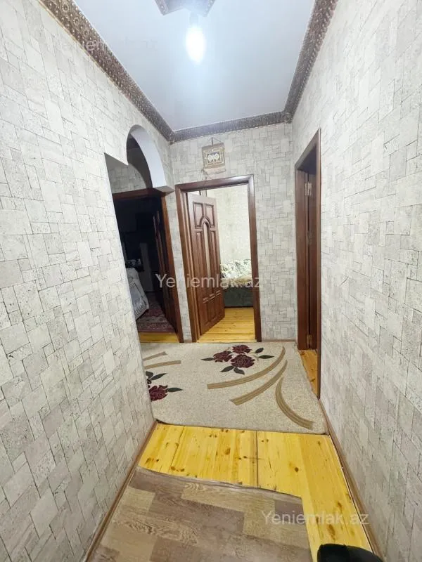 Satılır 3 otaqlı köhnə tikili 80 m²