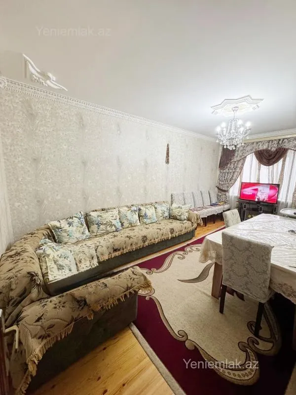 Satılır 3 otaqlı köhnə tikili 80 m²
