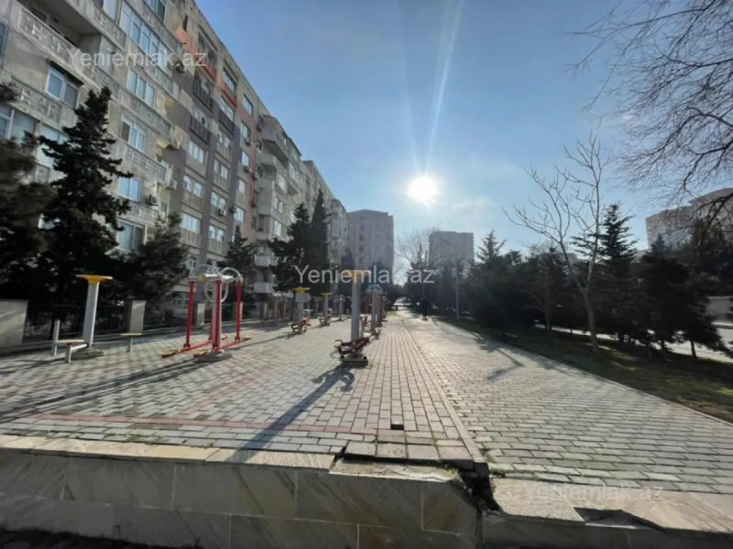 Satılır 3 otaqlı köhnə tikili 62.4 m²