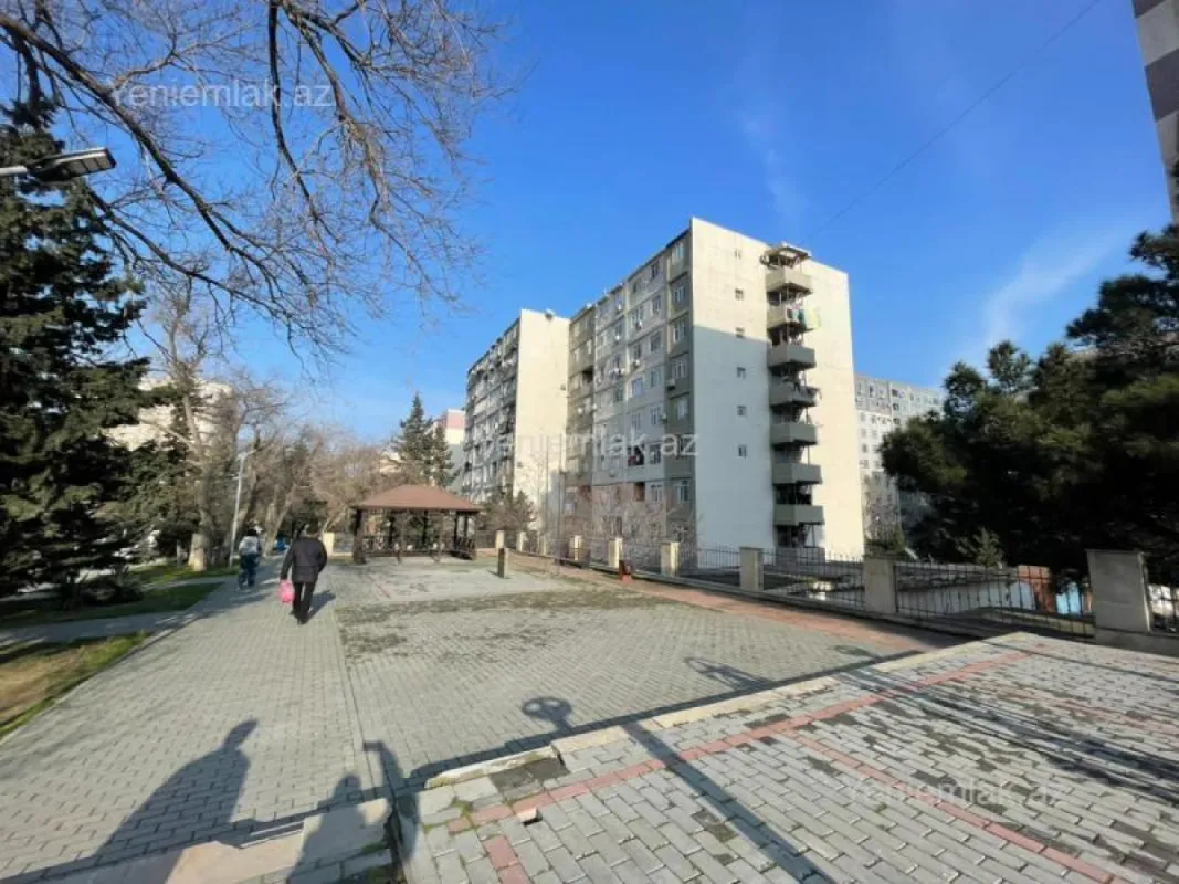 Satılır 3 otaqlı köhnə tikili 62.4 m²