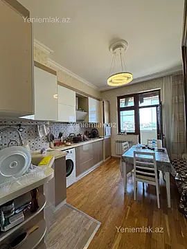 Satılır 2 otaqlı yeni tikili 80 m²