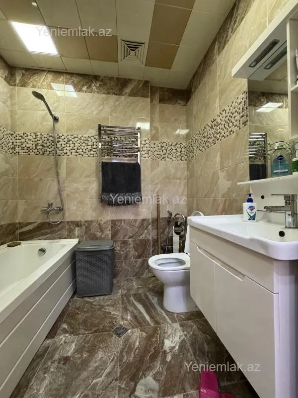 Satılır 2 otaqlı yeni tikili 80 m²