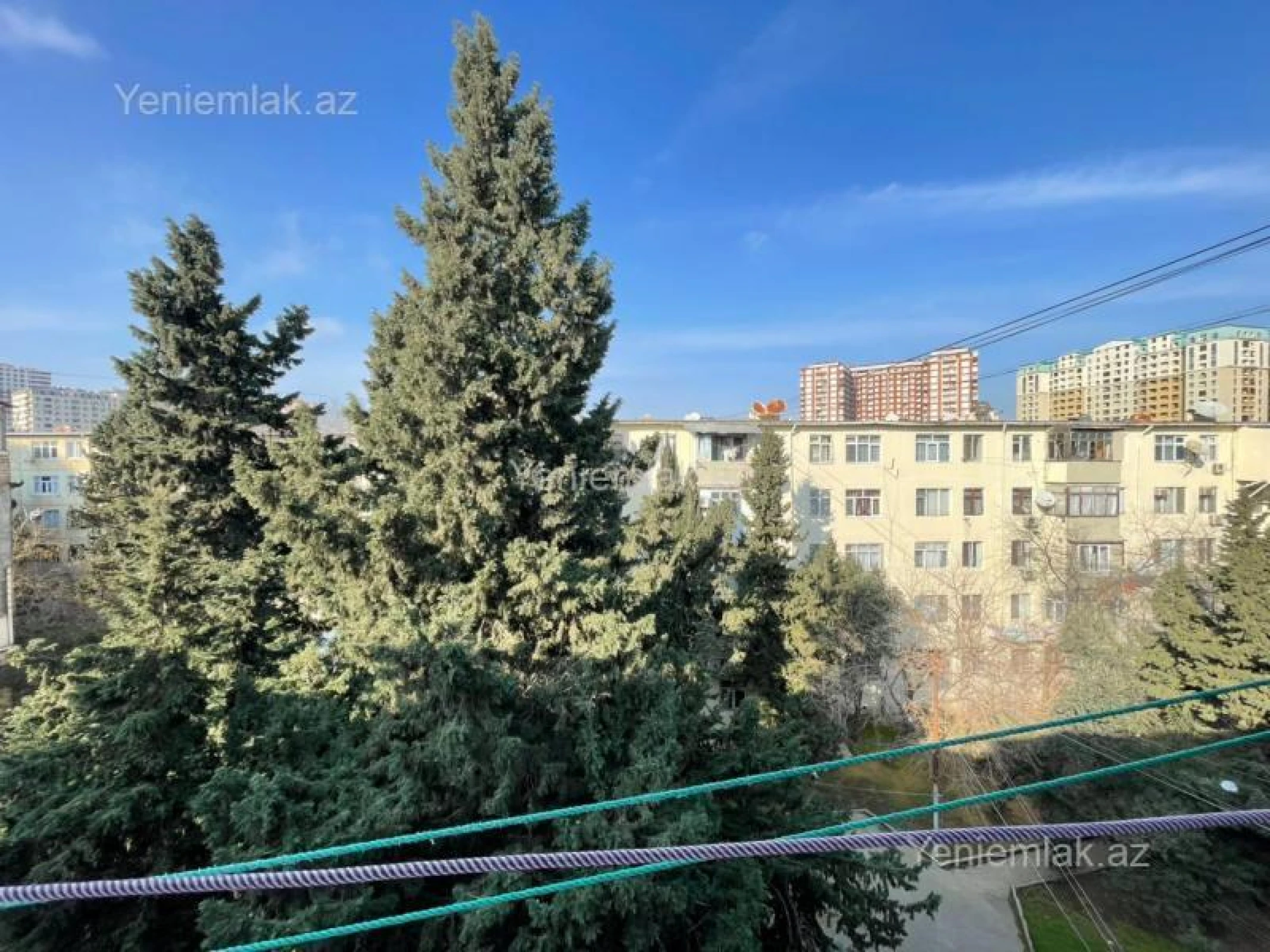 Satılır 3 otaqlı köhnə tikili 60 m²