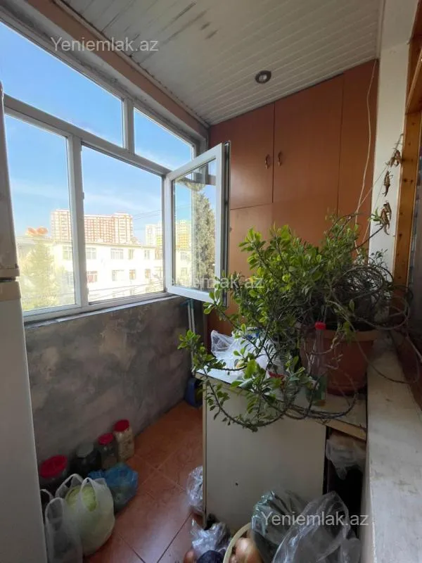 Satılır 3 otaqlı köhnə tikili 60 m²
