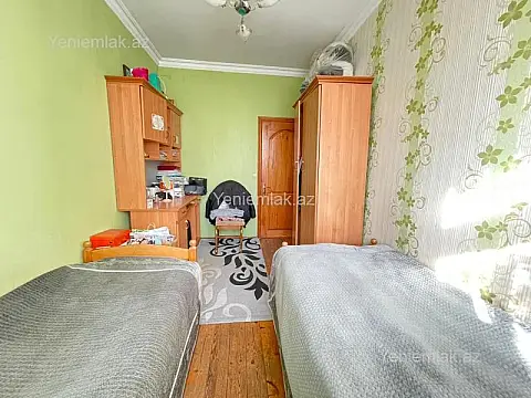 Satılır 3 otaqlı köhnə tikili 60 m²