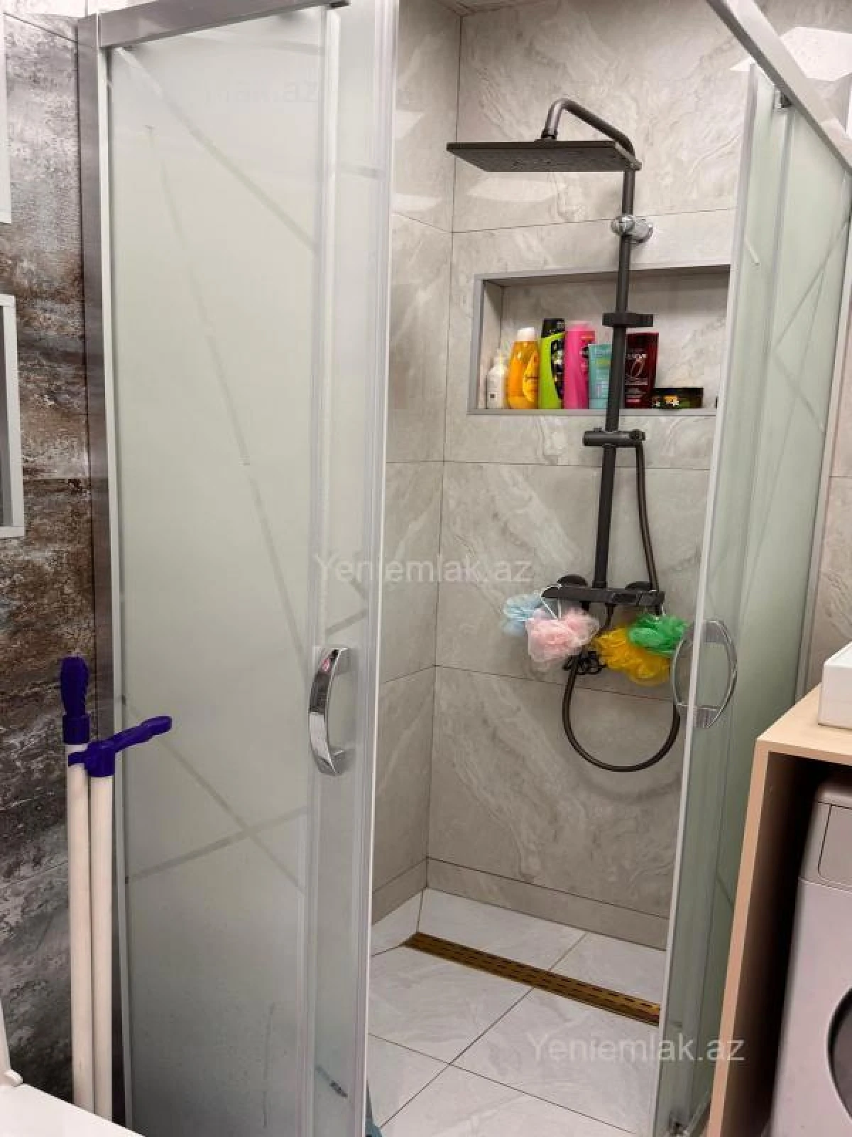 Satılır 3 otaqlı köhnə tikili 70 m²