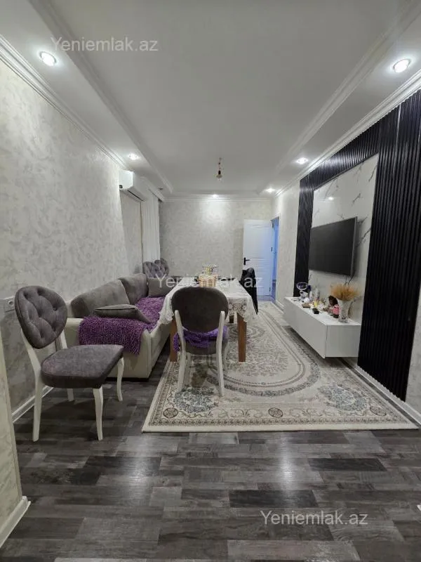 Satılır 2 otaqlı köhnə tikili 55 m²