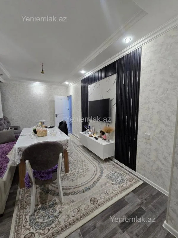 Satılır 2 otaqlı köhnə tikili 55 m²