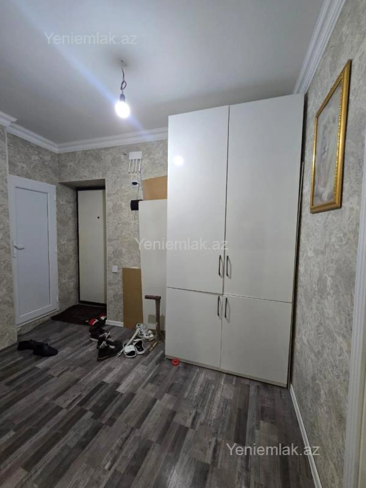 Satılır 2 otaqlı köhnə tikili 55 m²