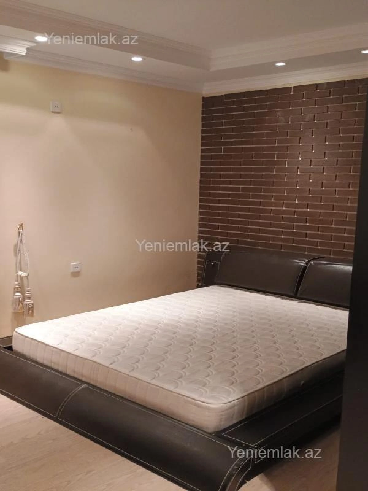 Satılır 4 otaqlı yeni tikili 132 m²