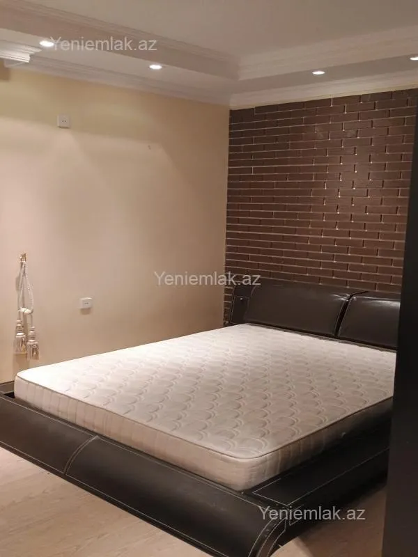 Satılır 4 otaqlı yeni tikili 132 m²