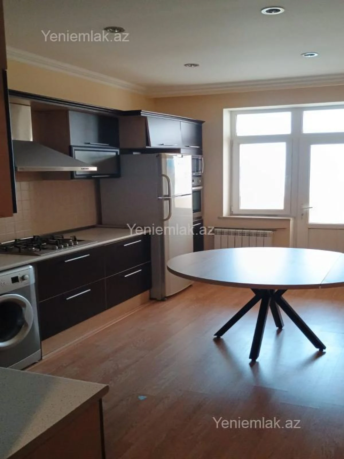 Satılır 4 otaqlı yeni tikili 132 m²