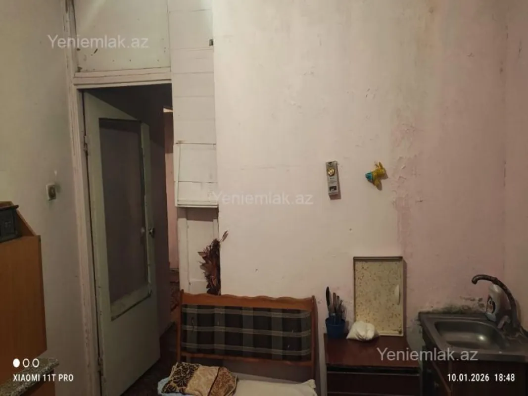Satılır 3 otaqlı köhnə tikili 60 m²