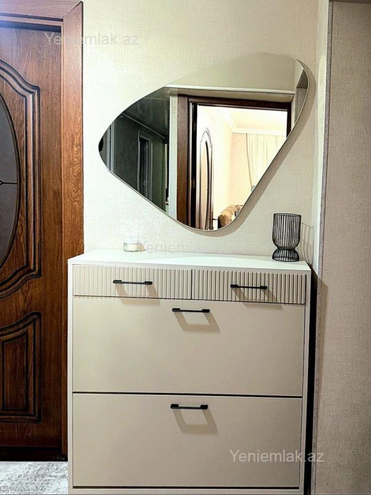 Satılır 2 otaqlı köhnə tikili 52 m²