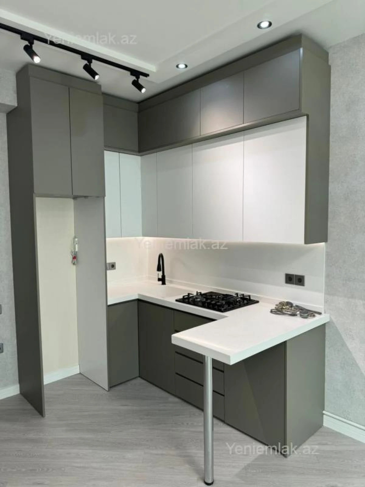 Satılır 2 otaqlı yeni tikili 53 m²