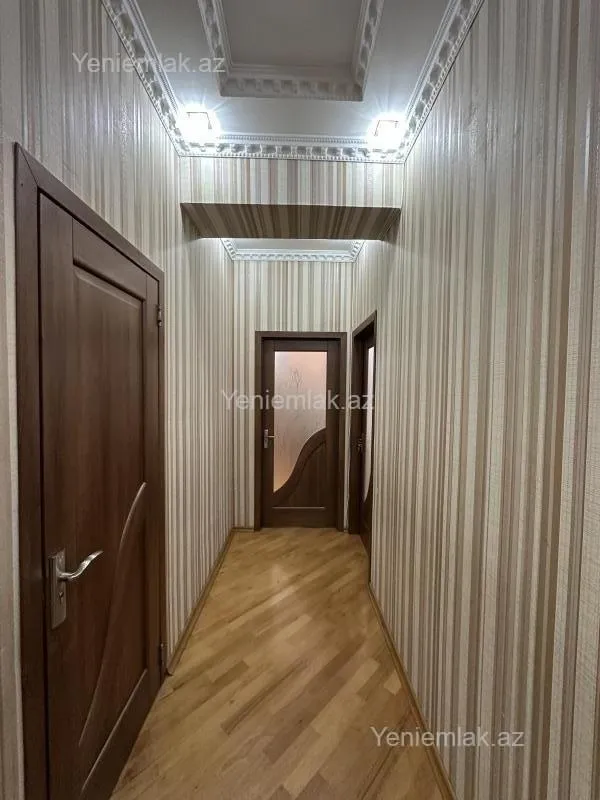 Satılır 3 otaqlı yeni tikili 89 m²