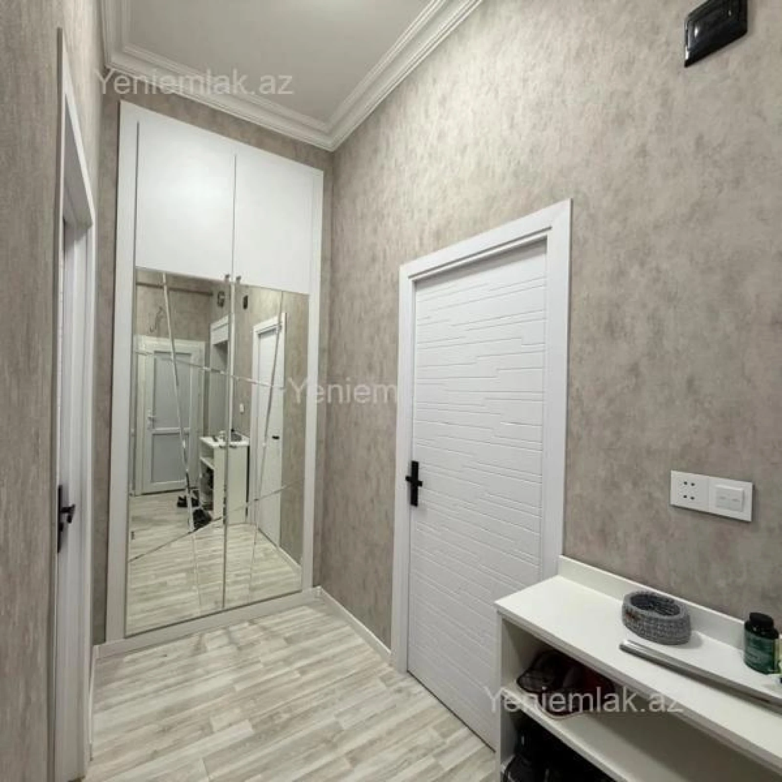 Satılır 2 otaqlı köhnə tikili 58 m²