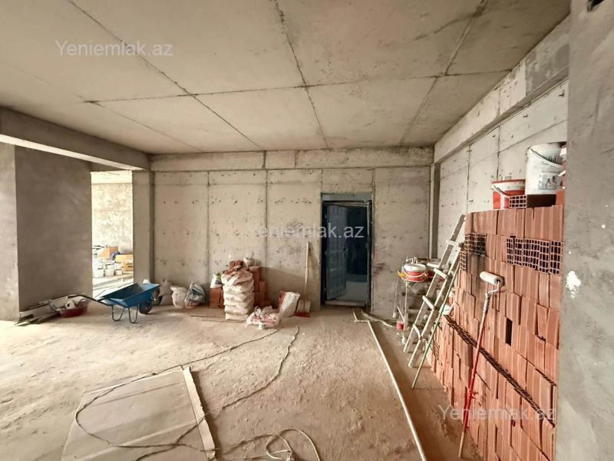 Satılır 2 otaqlı yeni tikili 104 m²