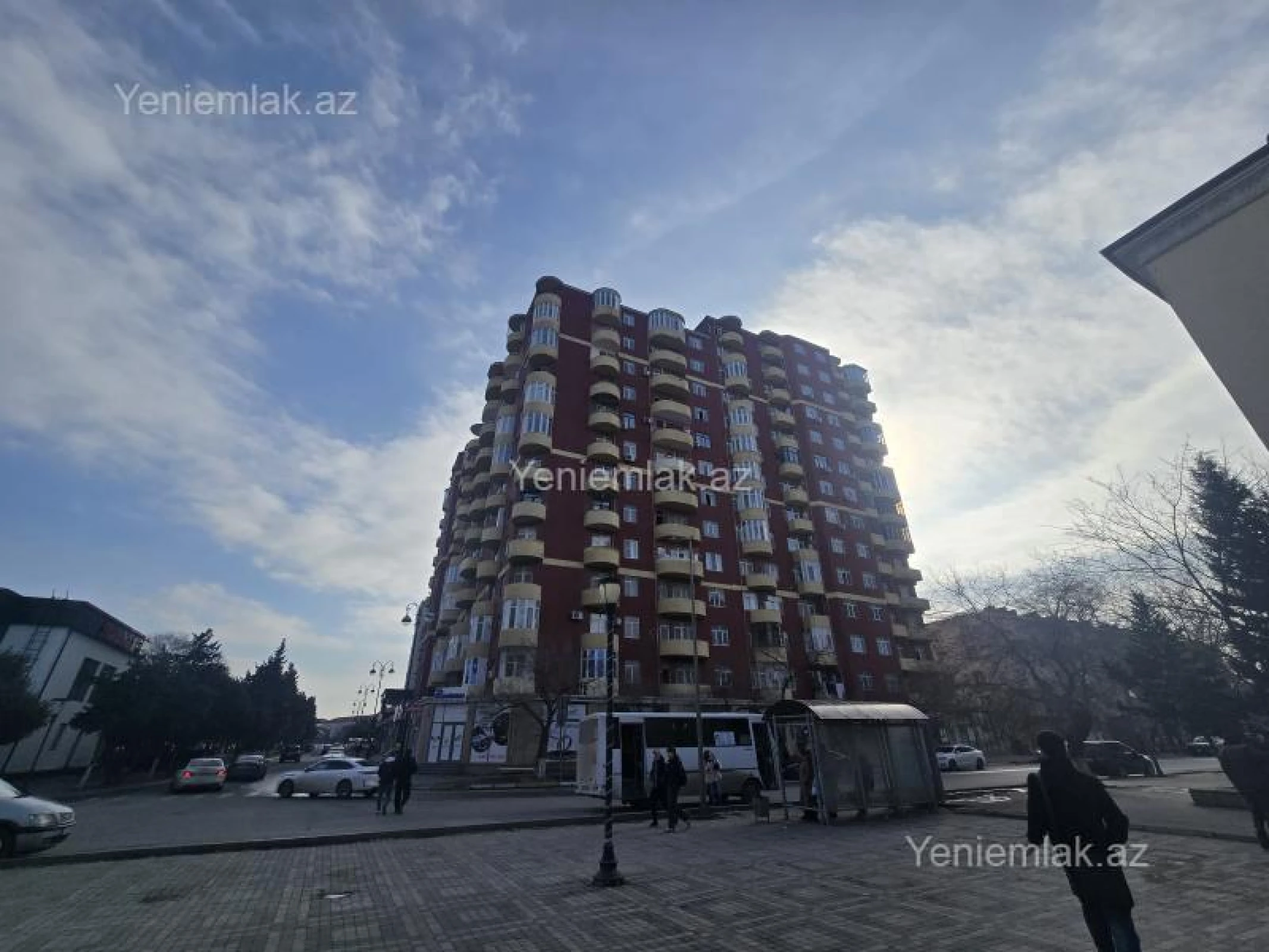 Satılır 3 otaqlı yeni tikili 136 m²