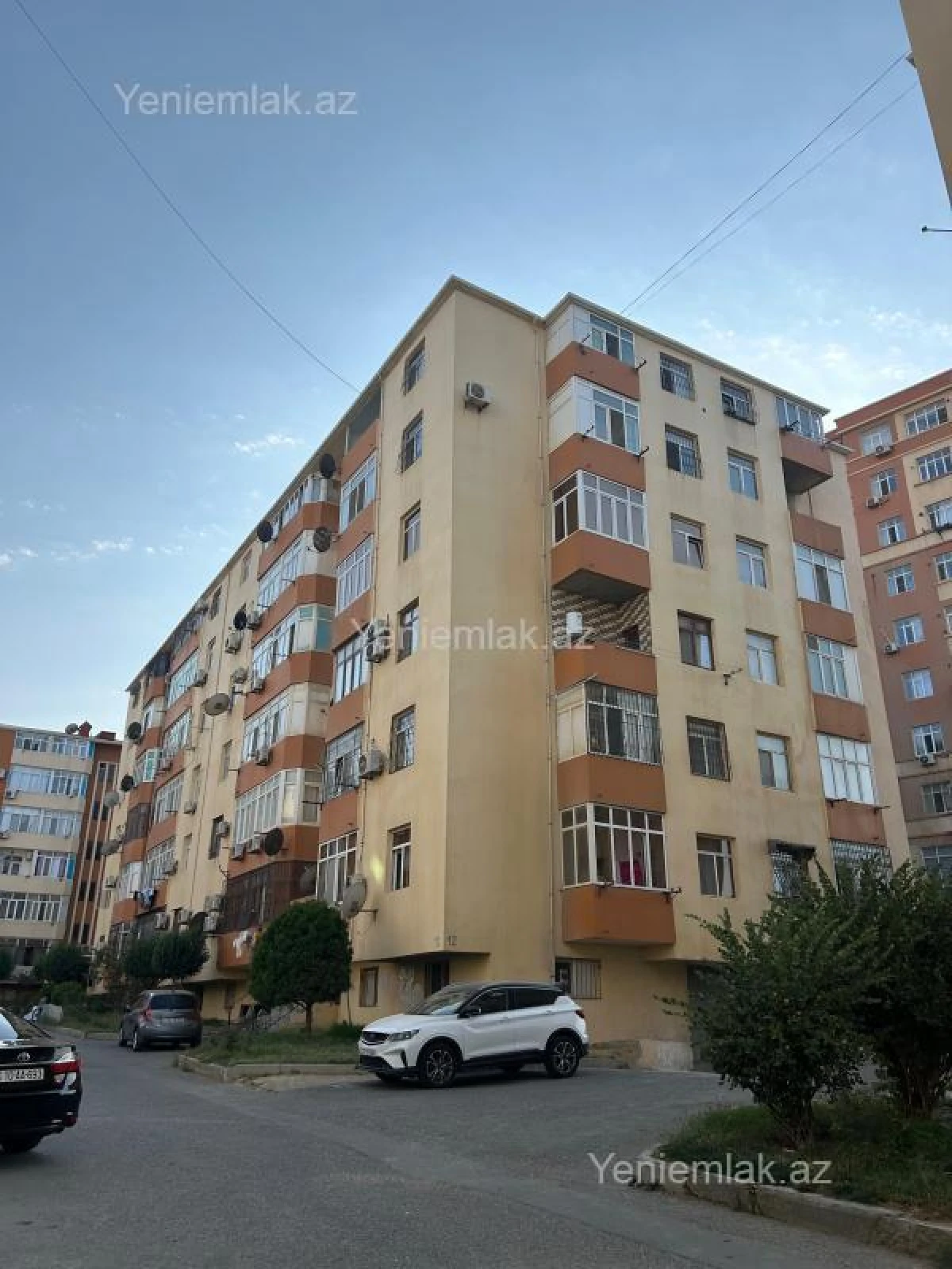 Satılır 2 otaqlı yeni tikili 83 m²