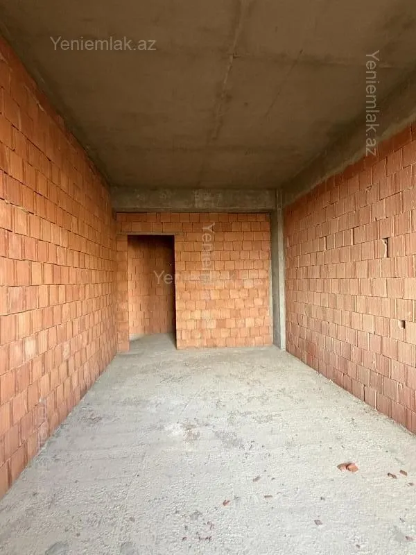 Satılır 2 otaqlı yeni tikili 83 m²