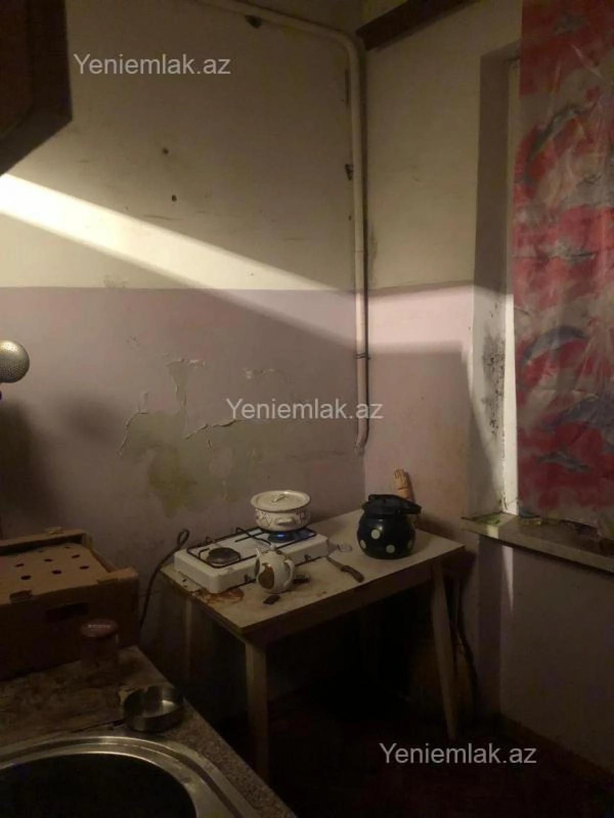 Satılır 1 otaqlı köhnə tikili 45 m²