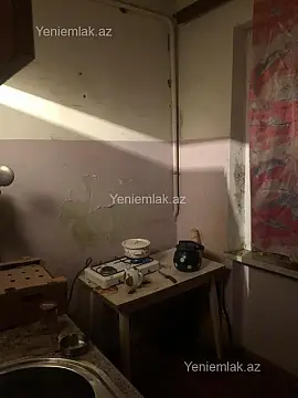 Satılır 1 otaqlı köhnə tikili 45 m²