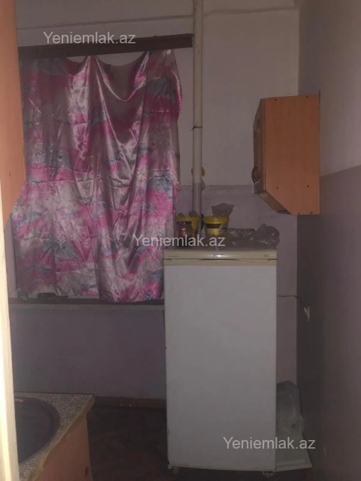 Satılır 1 otaqlı köhnə tikili 45 m²