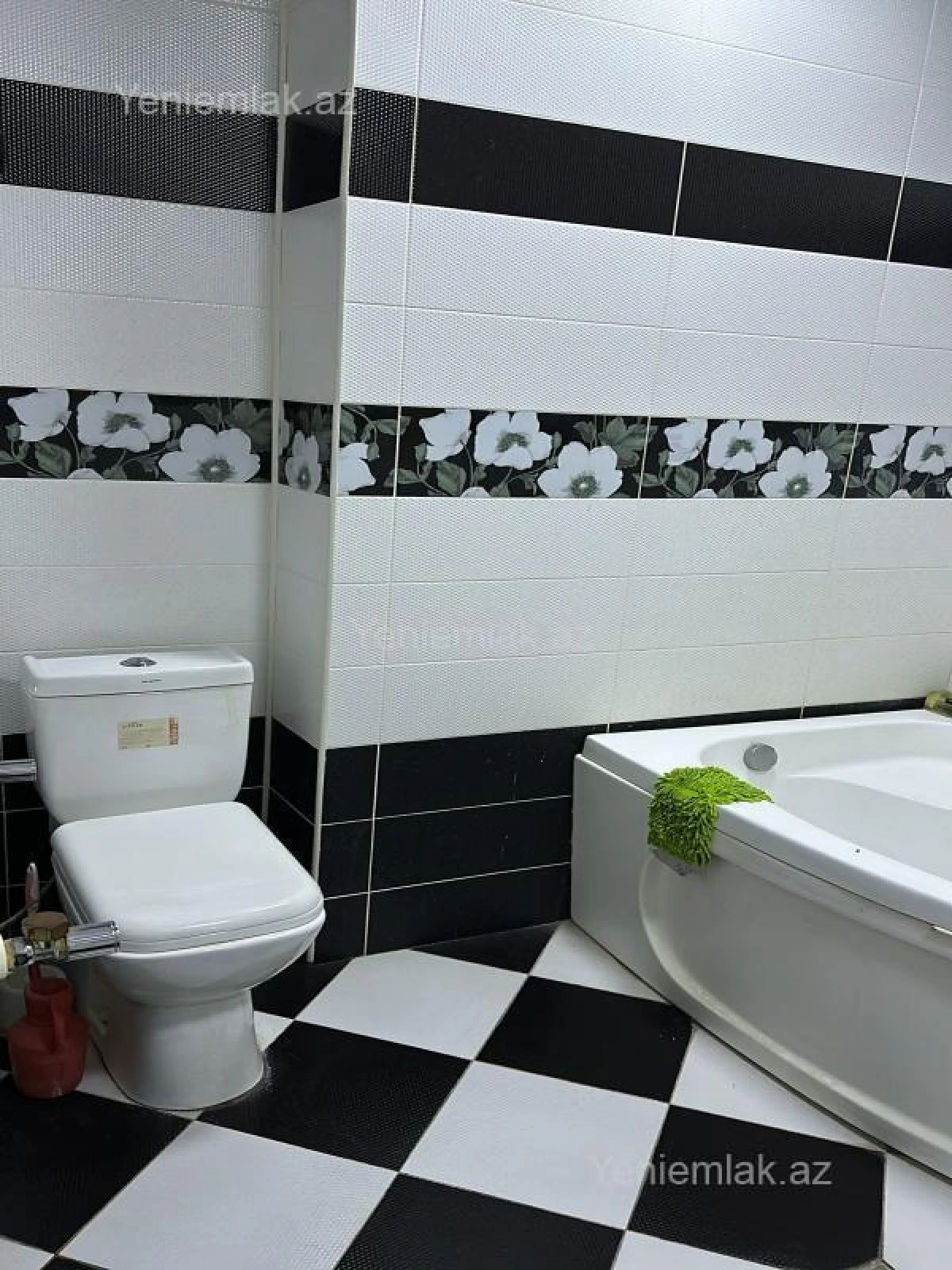 Satılır 2 otaqlı yeni tikili 93 m²