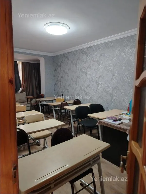 Satılır 4 otaqlı köhnə tikili 103 m²