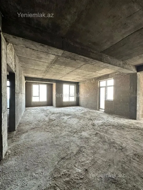 Satılır 3 otaqlı yeni tikili 111 m²
