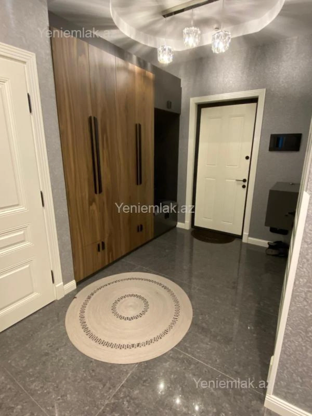 Satılır 3 otaqlı yeni tikili 90 m²