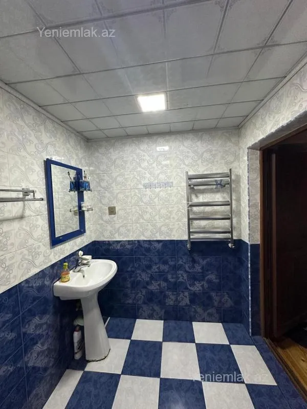 Satılır 2 otaqlı yeni tikili 70 m²