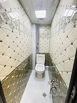 Satılır 2 otaqlı köhnə tikili 60 m²