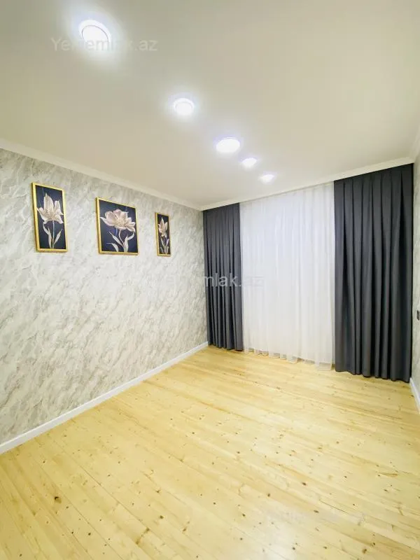 Satılır 2 otaqlı köhnə tikili 60 m²