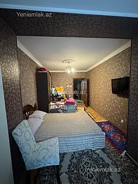 Satılır 3 otaqlı köhnə tikili 80 m²